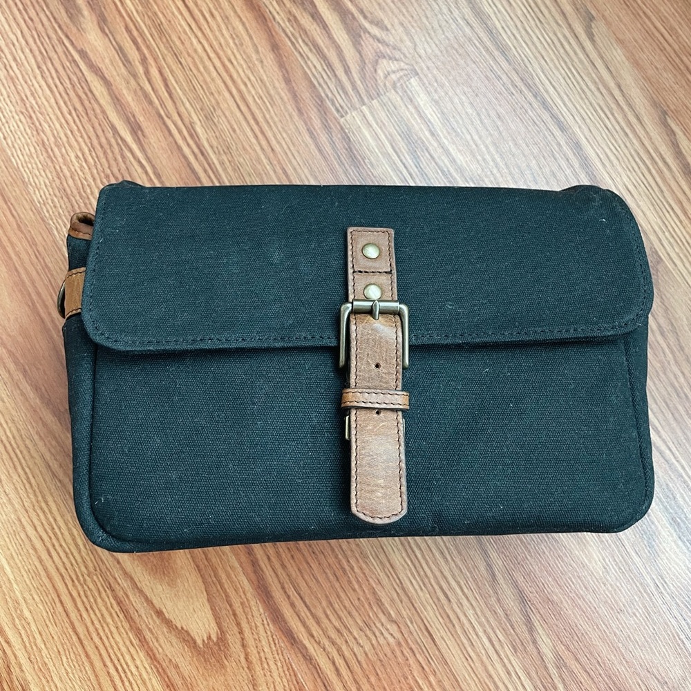 Ona Bowery Black Waxed Canvas Camera Bag Gem